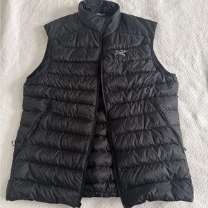 Men’s Arc'teryx Puffer Vest Medium